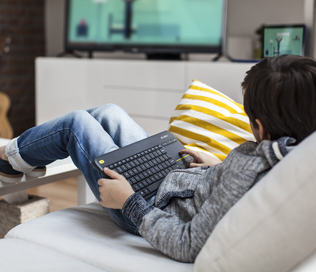 Perifericos Teclado Inalambrico Logitech K400 Plus Media 920-007123