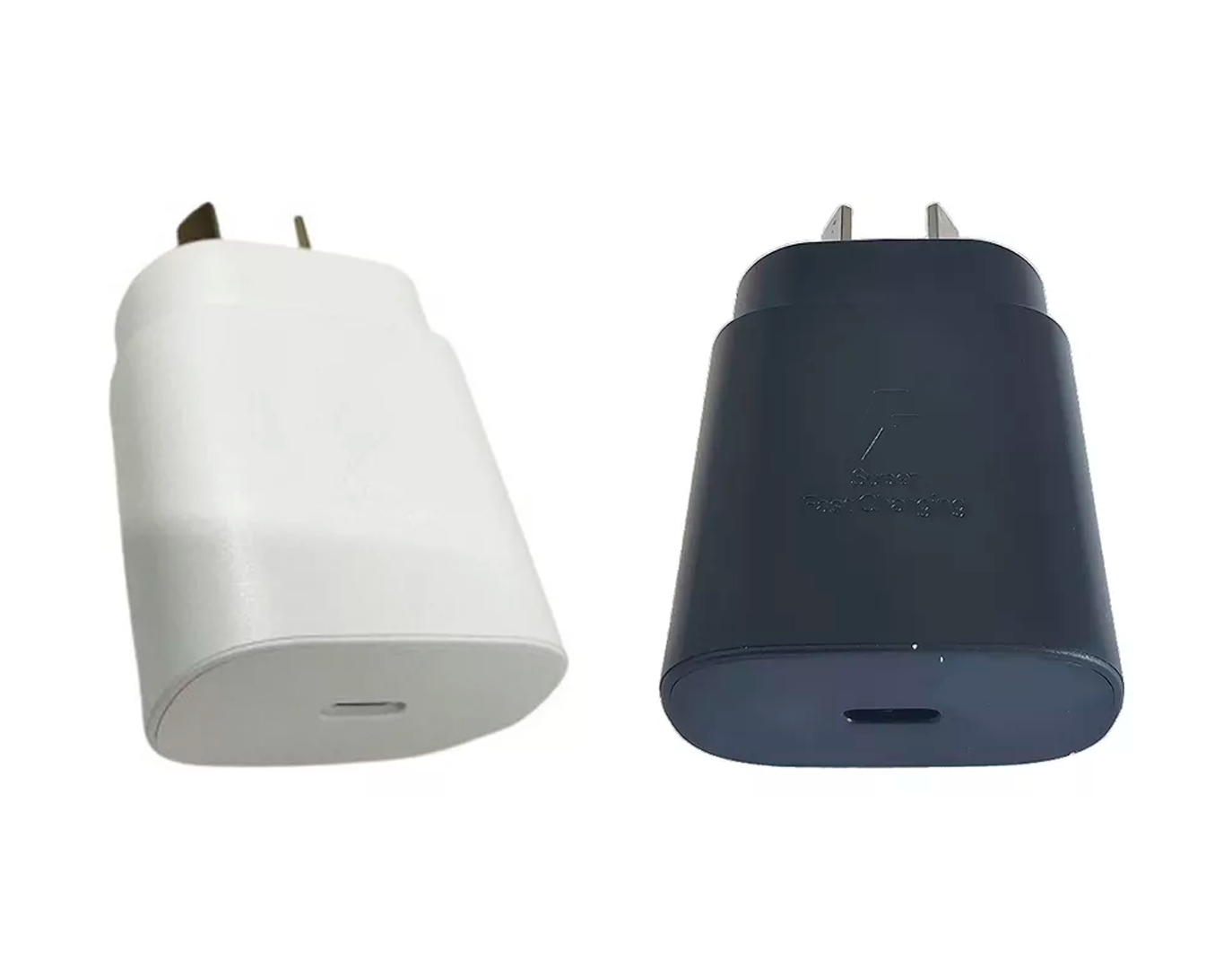 CARGADOR KOLKE 220V CON CABLE  TIPOC A TIPO C Carga rapida 25w !!!