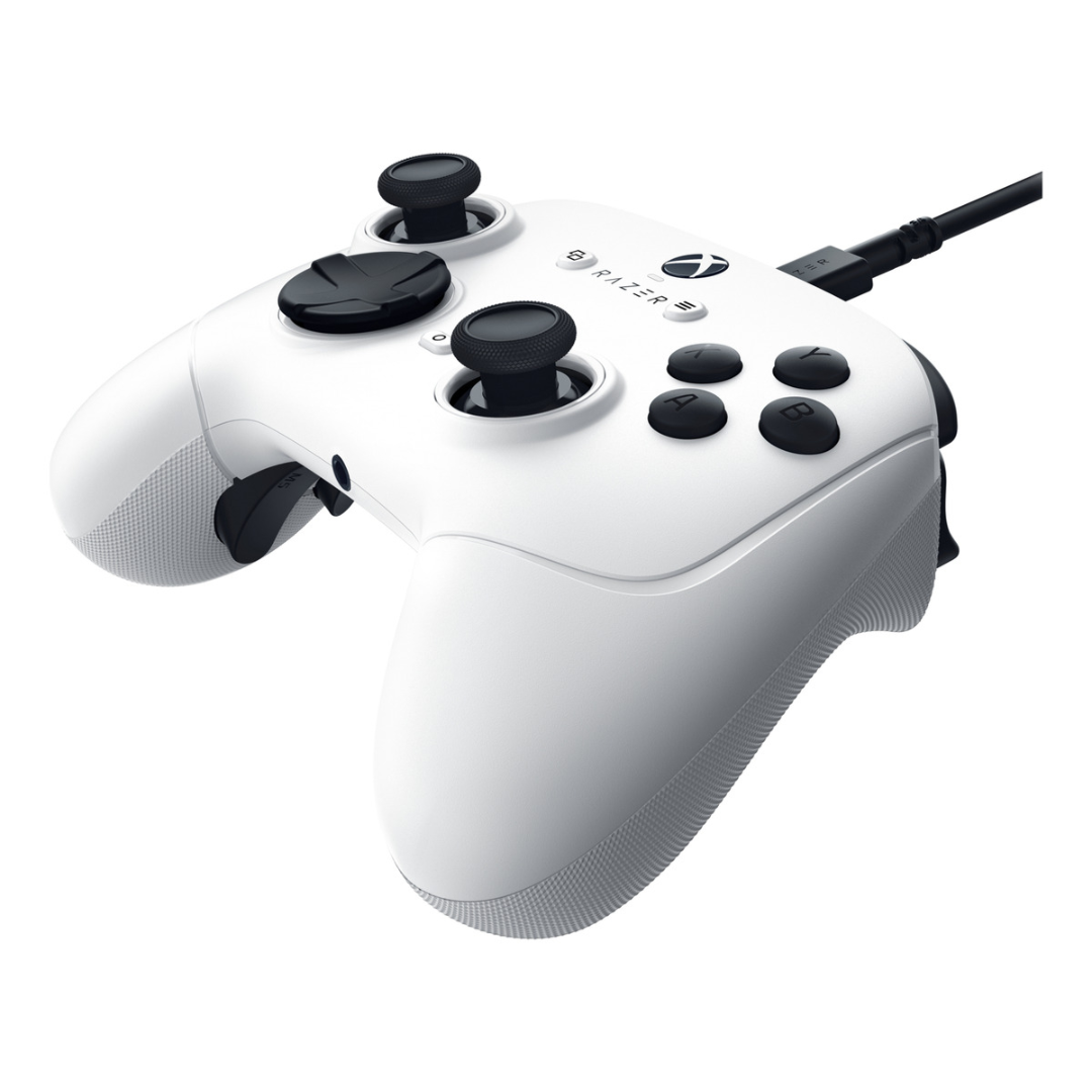 Control Razer Wolverine V3 Tournament Edition White
