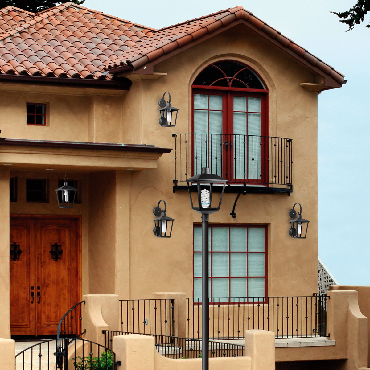 Farol De Chapa Con Mánsulas 1 Luz E27 Tipo Colonial Para Exterior Color Negro