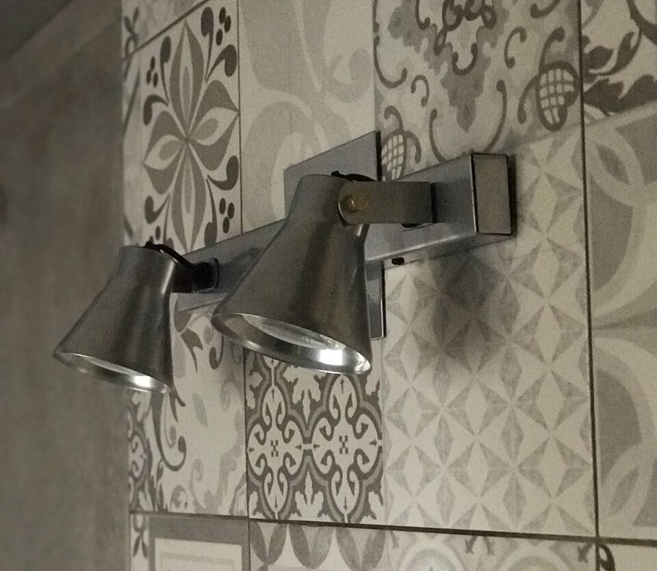 Aplique Base Regleta 2 Luces Para Dicroica Led Gu10 Color Blanco