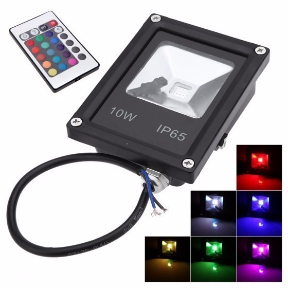 Reflector LED 10W RGB 16 colores Control Remoto Exterior 900lm